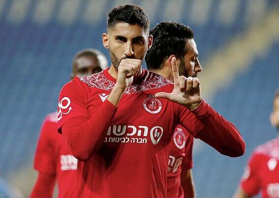 לידור כהן חוגג במושבה // צילום: אלן שיבר